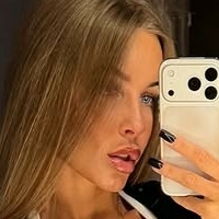 Alexandra Akimova Desnuda