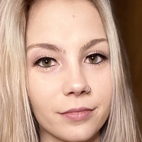 Alyssa Harvey Desnuda