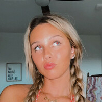 Alyssa Mcbride Desnuda