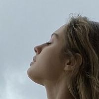 Amelie Lou Desnuda