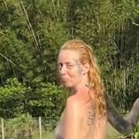 Anja do subúrbio Desnuda