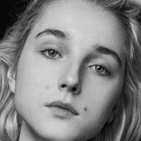 Antonia Lingemann Desnuda