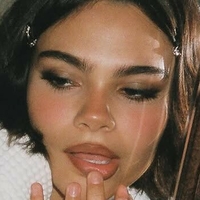 Ariana Greenblatt Desnuda