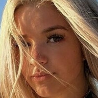 Ashley Wallace Desnuda