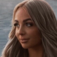 Celine Preuß Desnuda