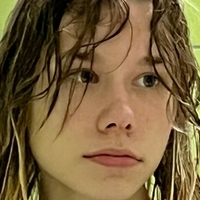 cusnee Desnuda