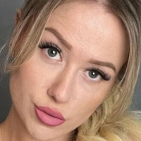 Cutebarbieblonde Desnuda