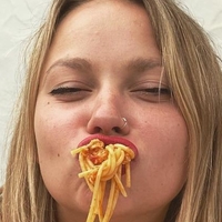 Ellie Duckles Desnuda