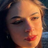 Emilie Schaefer Desnuda