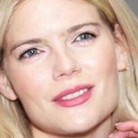 Emma Greenwell Desnuda