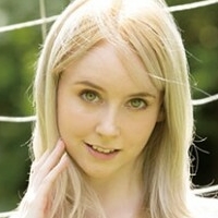 Gemma Louise Desnuda