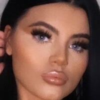 Haylee Pretty Desnuda