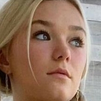 Katie Sigm Desnuda