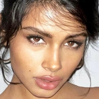 Komal Khosla Desnuda