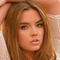 Lauren Hanley Desnuda