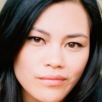 Loretta Yu Desnuda