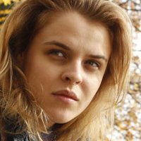 Magdalena Berus Desnuda