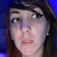 Meggueggu Desnuda
