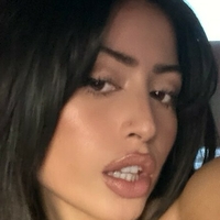 Miranda Ras Desnuda