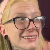 Miss Ellie Desnuda
