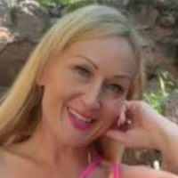 Momma Bombshell Desnuda