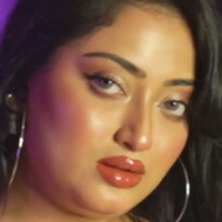 Naari Magazine Desnuda