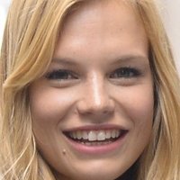 Nadine Leopold Desnuda