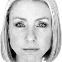 Nicola Hanekom Desnuda