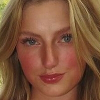 Paige Linneman Desnuda