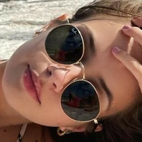 Paula Doeringer Desnuda
