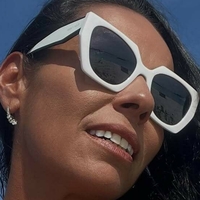 Paula Pequeno Desnuda