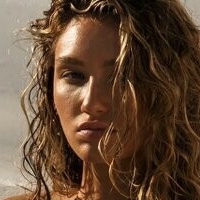 Riley Russell Desnuda