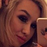 Romana Dalglish Desnuda