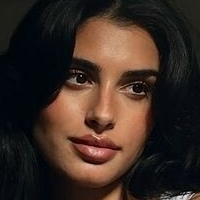 Sararslan Desnuda