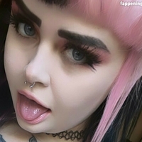spitblack Desnuda