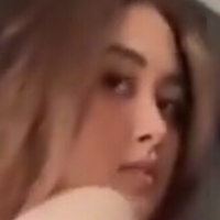 Sri Ayu Tarisa Desnuda