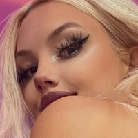 tinylucyxo Desnuda